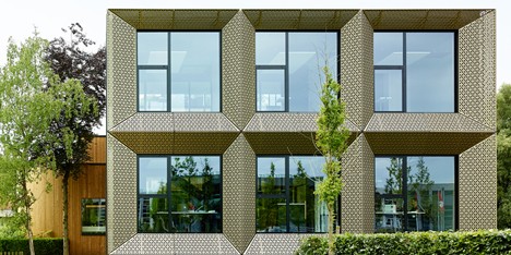 Vives service student facilities by AVDK