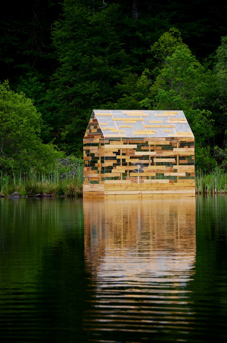 Walden Raft by Elise Morin and Florent Albinet
