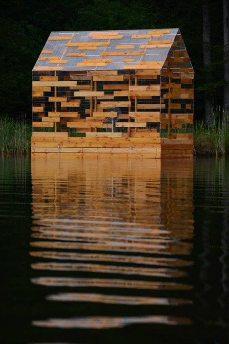 Walden Raft by Elise Morin and Florent Albinet