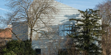 Wimbledon College of Arts studios by Penoyre & Prasad