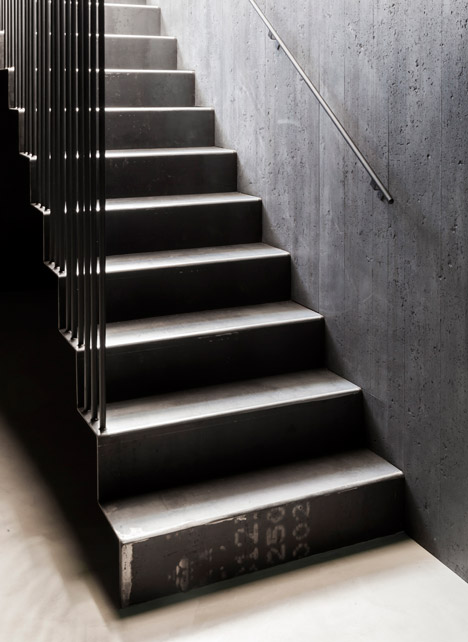 Wine tasting for Kitchen Architecture by Simon Astridge
