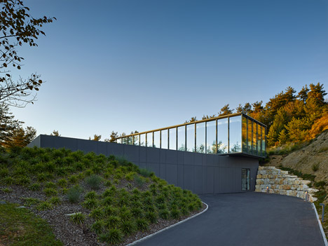 Wohnhaus Y1 by Werner Sobek Group