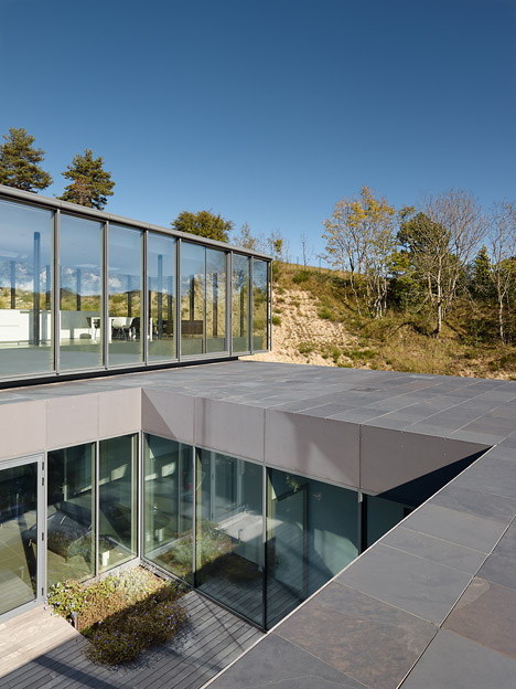 Wohnhaus Y1 by Werner Sobek Group