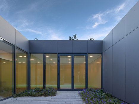 Wohnhaus Y1 by Werner Sobek Group