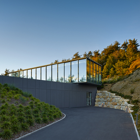 Wohnhaus Y1 by Werner Sobek Group