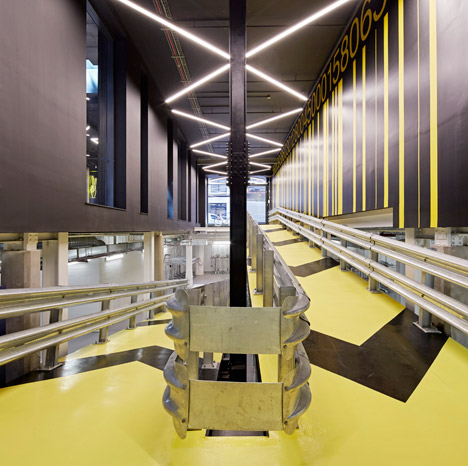 Alphabeta cycle-in office by Studio RHE