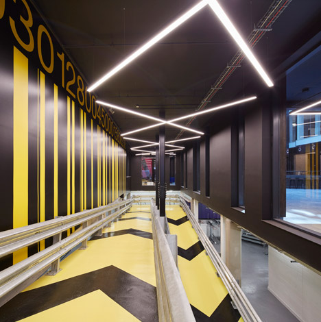 Alphabeta cycle-in office by Studio RHE