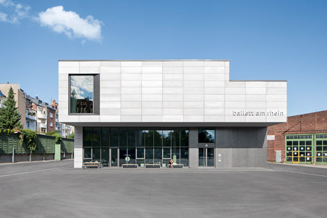 Ballett am Rhein by GMP Arkitekten