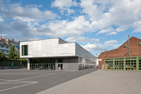 Ballett am Rhein by GMP Arkitekten