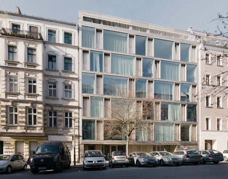 Building cooperative cb19 by Zanderroth Architekten