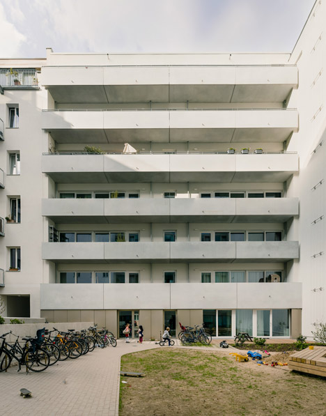 Building cooperative cb19 by Zanderroth Architekten
