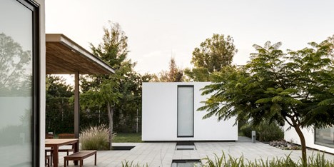 Casa 414 by ASD