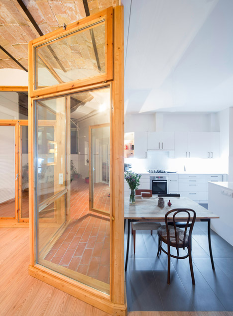 Casa Poblenou by Cavaa Arquitectes