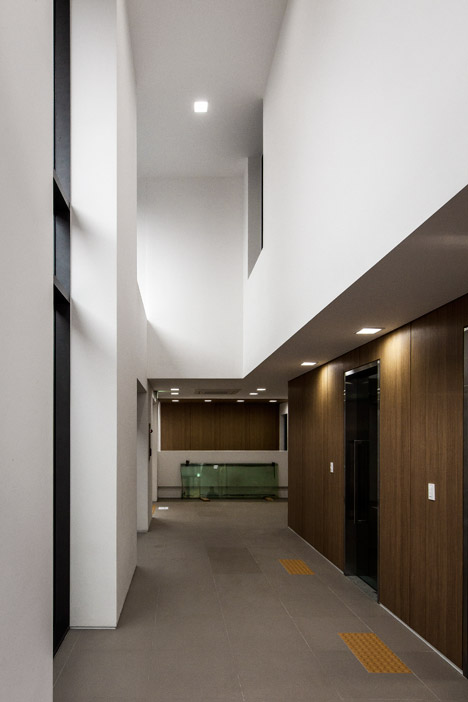 CeongTae Mountain's Visitor Information Center by Namu Architects