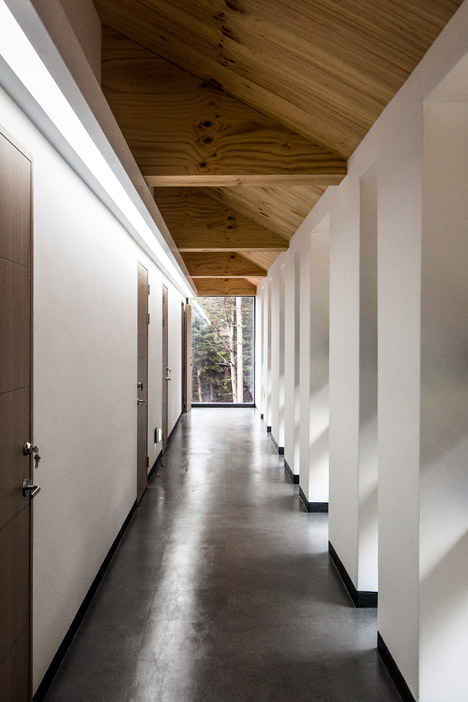 CeongTae Mountain's Visitor Information Center by Namu Architects