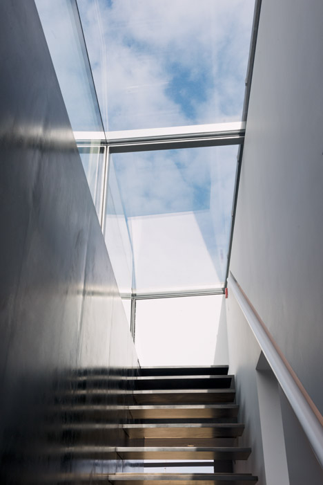 Deirdre Dyson gallery by Timothy Hatton