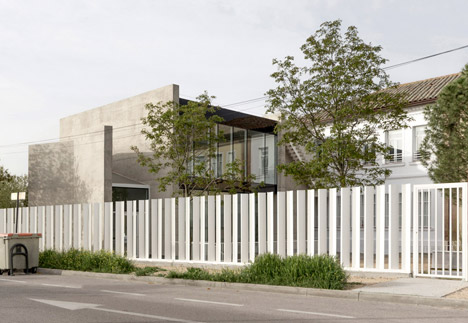 Esther Koplowitz Foundation by Hans Abaton