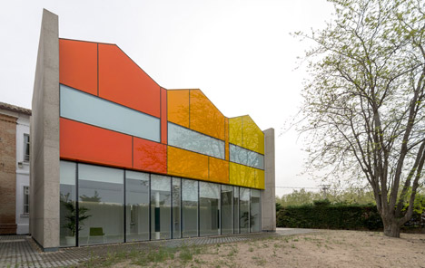 Esther Koplowitz Foundation by Hans Abaton