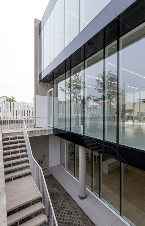 Esther Koplowitz Foundation by Hans Abaton