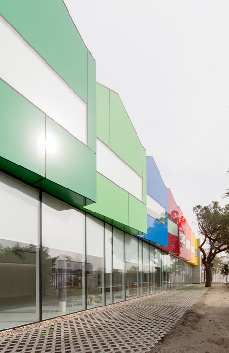Esther Koplowitz Foundation by Hans Abaton