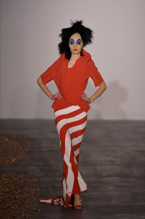 Gareth Pugh's SS16 collection