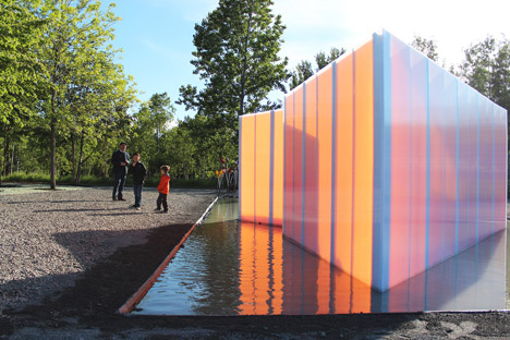 Get Wet installation by Groupe A / Annexe U