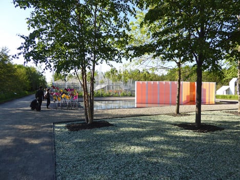 Get Wet installation by Groupe A / Annexe U
