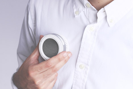 Aura personal air purifier by Sheana Yu