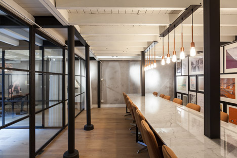 Headquarters Nedvest Capital by Studio Aa