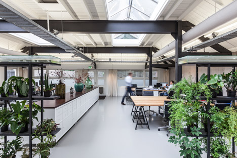 Headquarters Nedvest Capital by Studio Aa