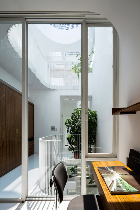 House 304 by Kientruc O
