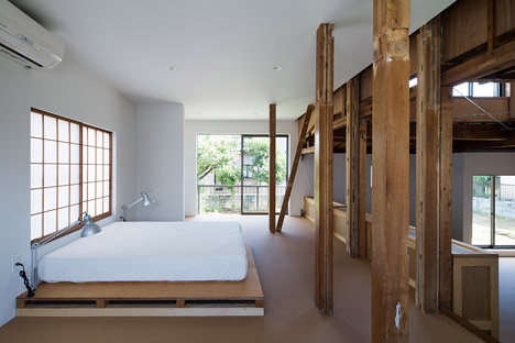 House in Hatogaya by Schemata Architects