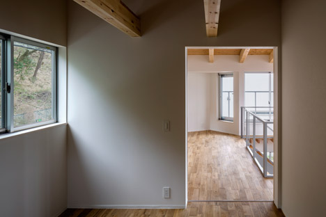 House in Kita-Kamakura by Snark and Ouvi