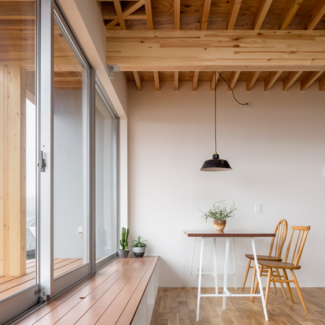 Snark and Ouvi’s house for an illustrator features exposed wooden beams
