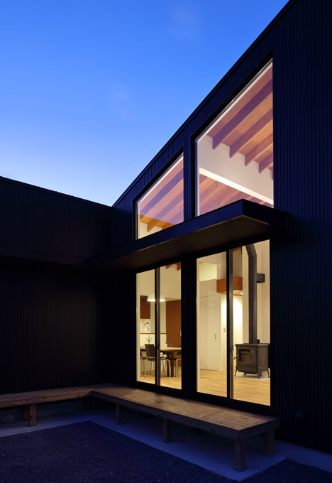 House in Shigaraki by Junichi Kato