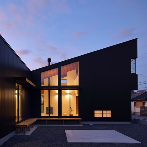 House in Shigaraki by Junichi Kato