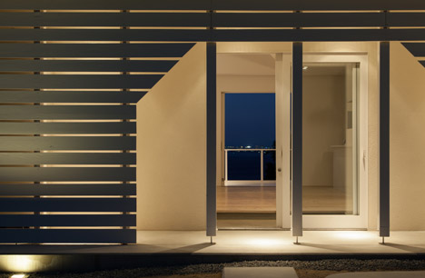 House on Awaji Island by IZUE Architects