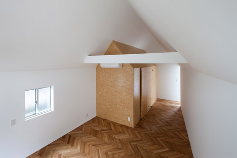 Housecut by Starpilots Architect Office