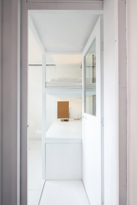Humble Hostel by Archicao