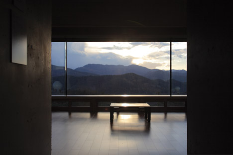 Hyunama House by Seung H–Sang of IROJE Architects