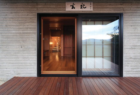 Hyunama House by Seung H–Sang of IROJE Architects