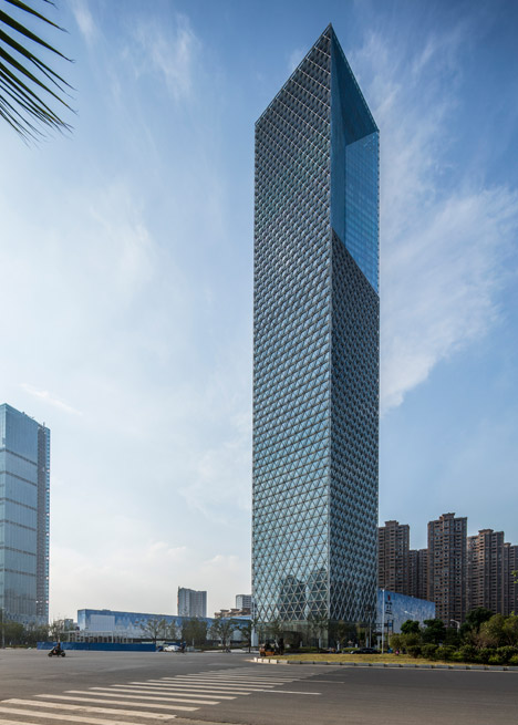 Jiangxi Nanchang Greenland Zifeng Tower by SOM