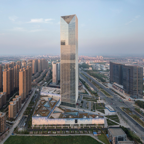 Jiangxi Nanchang Greenland Zifeng Tower by SOM