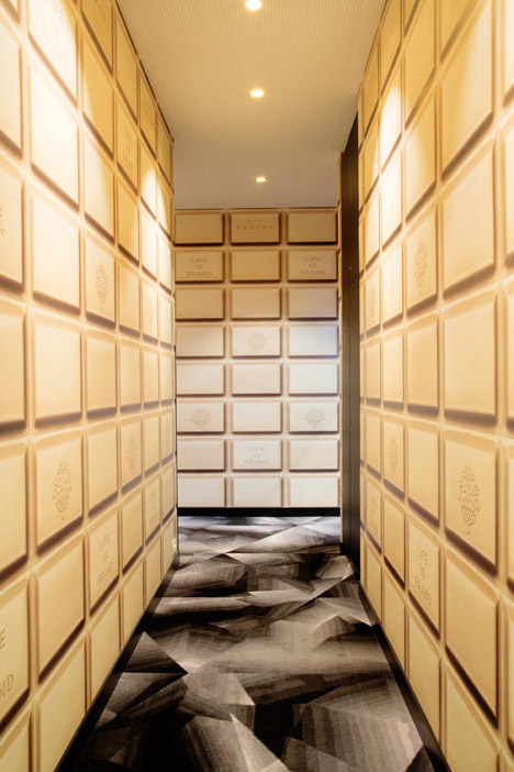 Kameha-Grand-Zurich-hotel_Marcel-Wanders_two_dezeen_468_17