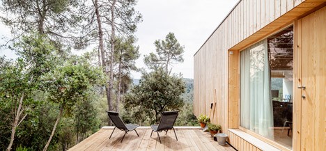 Casa LLP by Alventosa Morell Arquitectes