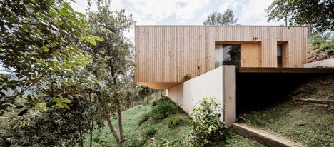 Casa LLP by Alventosa Morell Arquitectes