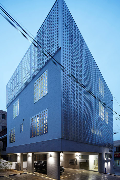 Lotus Haus by Smart Architecture