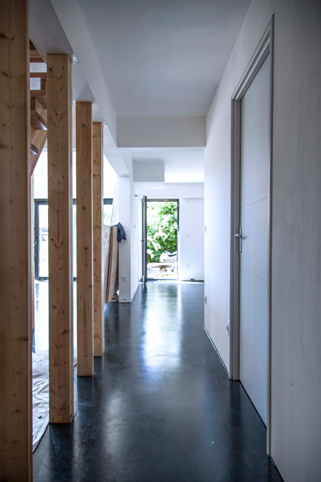 Maison B by Yoda Architecture