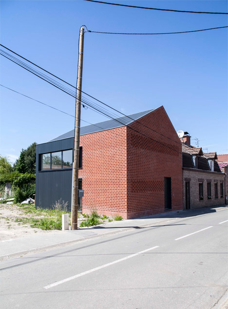 Maison B by Yoda Architecture