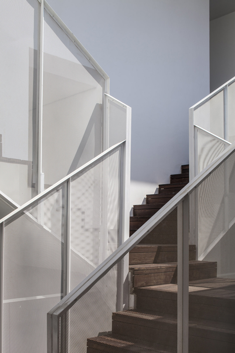 Marc Chagall school by Paritzki & Liani Architects
